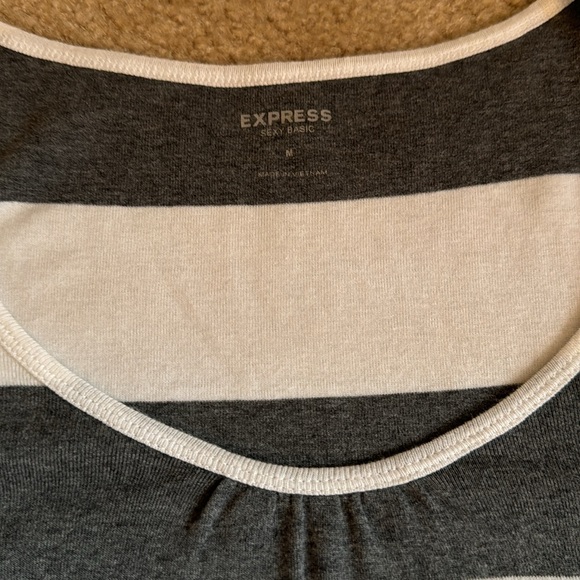 EXPRESS - Stripe Tunic T-Shirt - Size Medium - Picture 6 of 11
